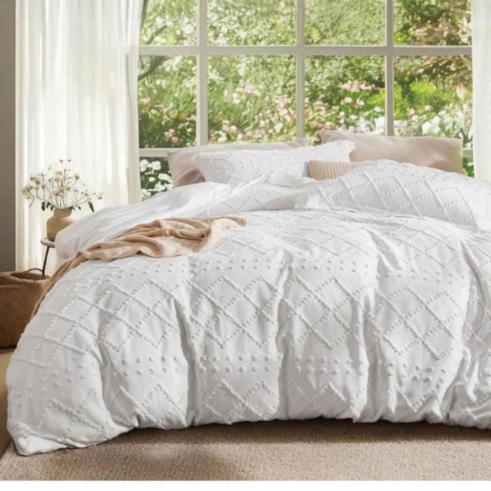 Bedsure Boho Duvet Cover Queen Size - White Breathable & Soft Boho Bedding, Mach